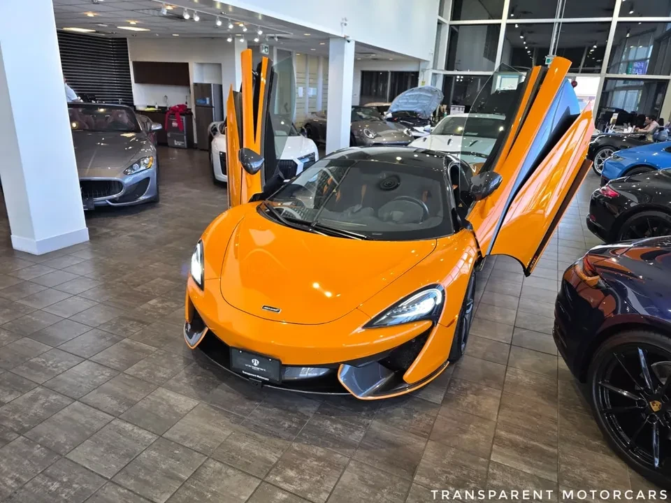 2017 McLaren 570S - Image 6 of 17