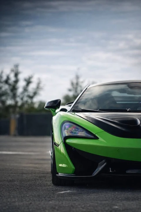 2017 McLaren 570S - Image 9 of 14