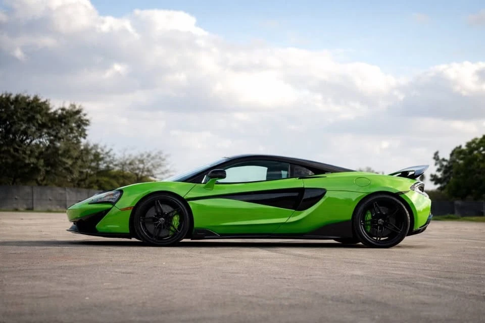2017 McLaren 570S - Image 10 of 14