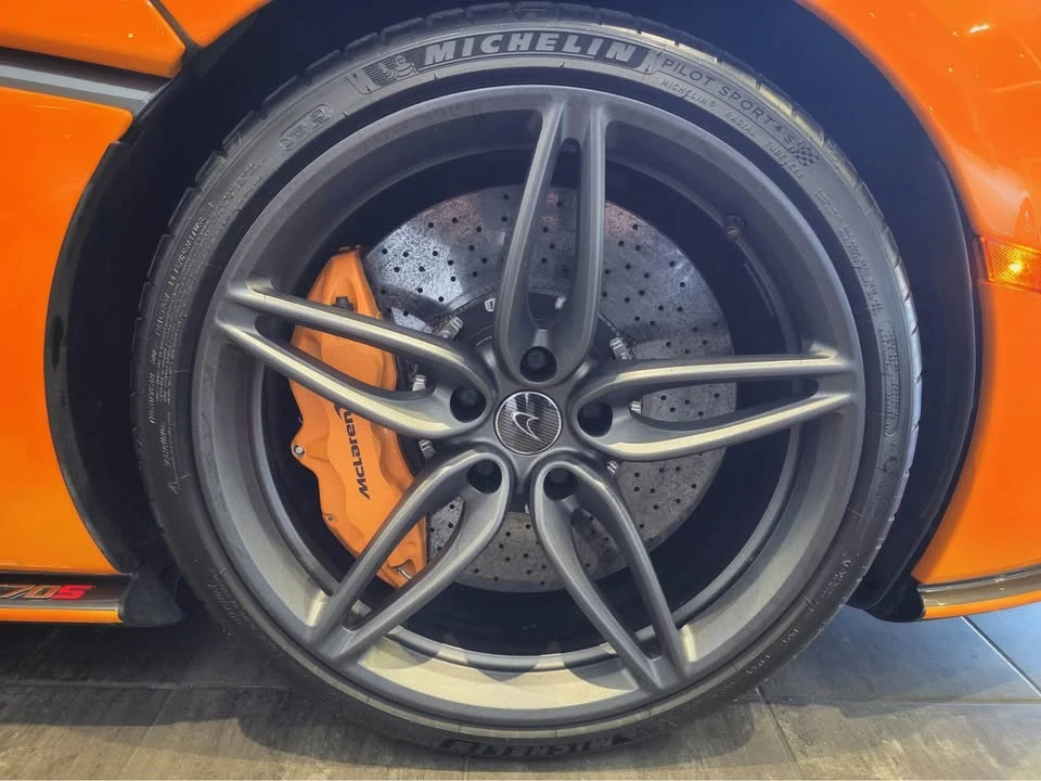 2017 McLaren 570S - Image 18 of 20
