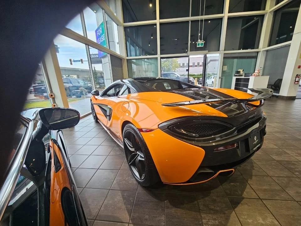 2017 McLaren 570S - Image 3 of 4