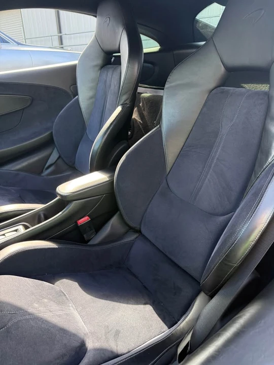 2017 McLaren 570S - Image 6 of 8
