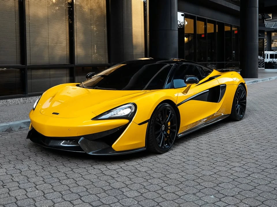 2017 McLaren 570S - Image 14 of 20