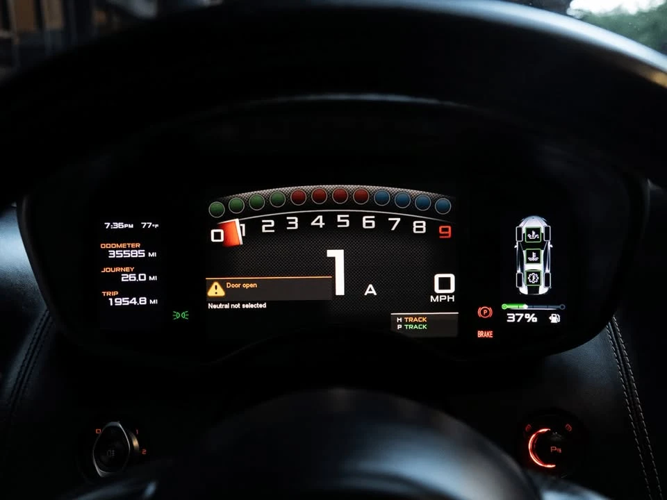 2017 McLaren 570S - Image 3 of 20