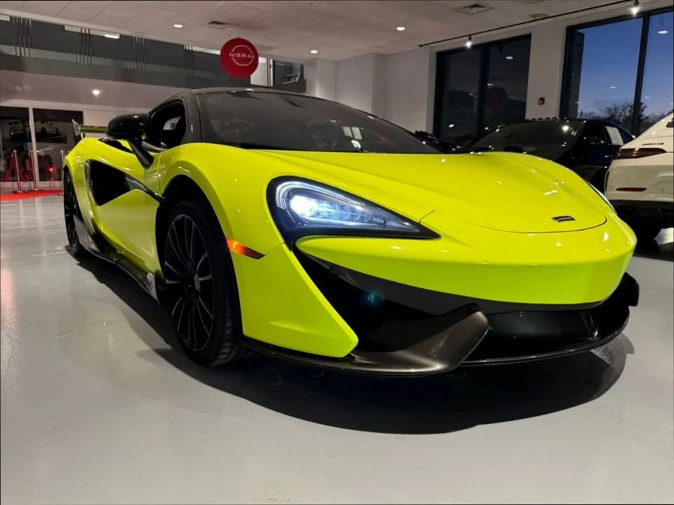 2017 McLaren 570S - Image 7 of 20