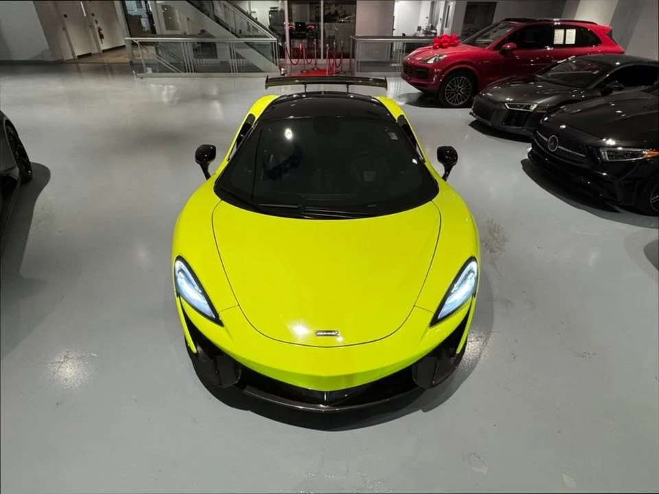 2017 McLaren 570S - Image 9 of 20