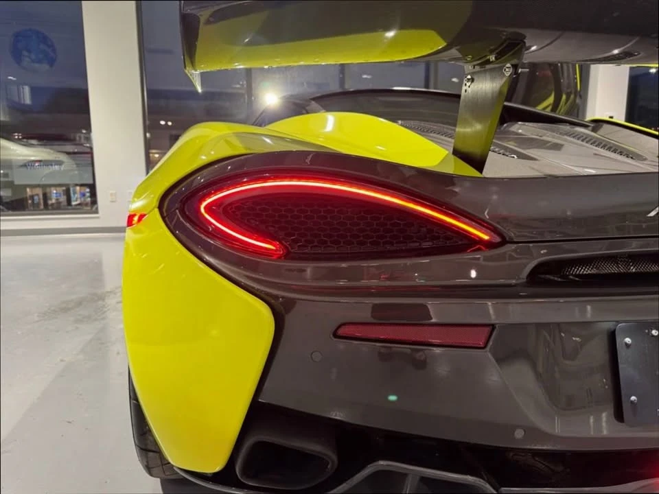 2017 McLaren 570S - Image 18 of 20
