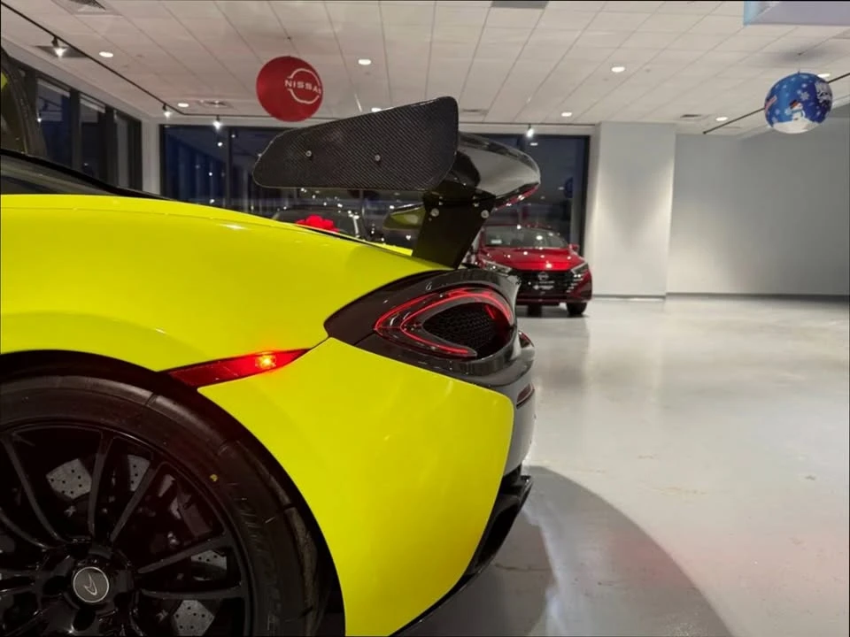 2017 McLaren 570S - Image 17 of 20