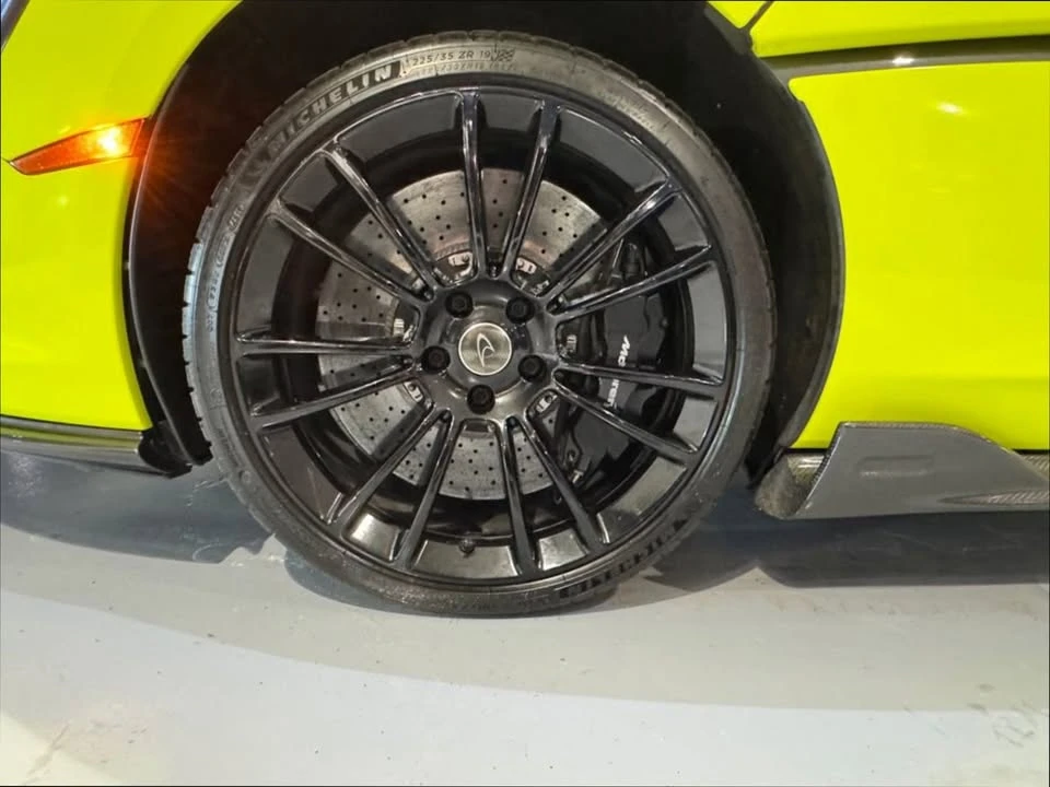2017 McLaren 570S - Image 13 of 20