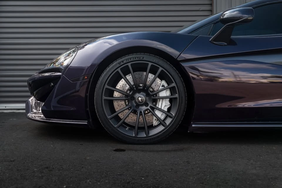 2017 McLaren 570S - Image 10 of 20