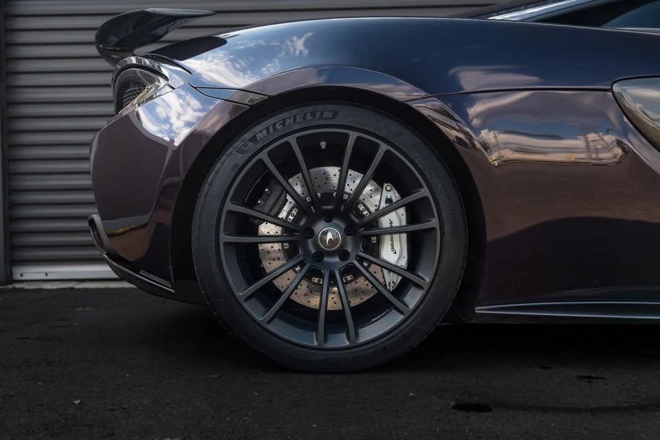 2017 McLaren 570S - Image 3 of 20