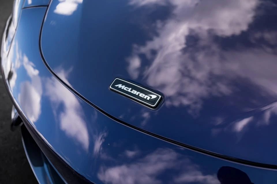 2017 McLaren 570S - Image 17 of 20