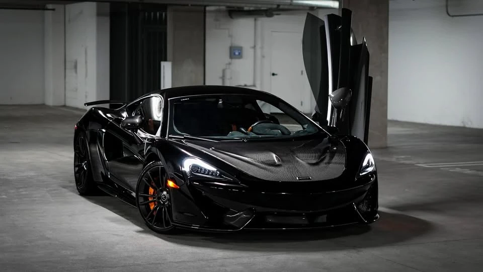 2017 McLaren 570S - Image 3 of 21