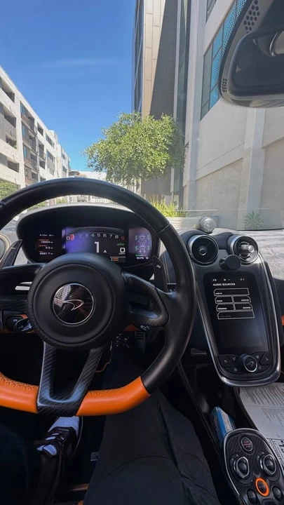 2017 McLaren 570S - Image 14 of 21