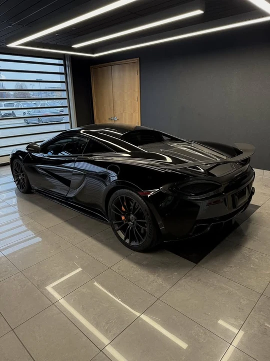 2017 McLaren 570S - Image 17 of 21