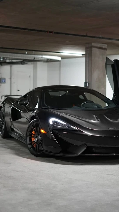 2017 McLaren 570S - Image 10 of 21