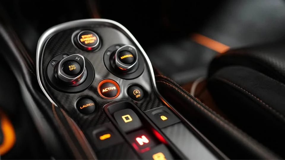 2017 McLaren 570S - Image 5 of 16