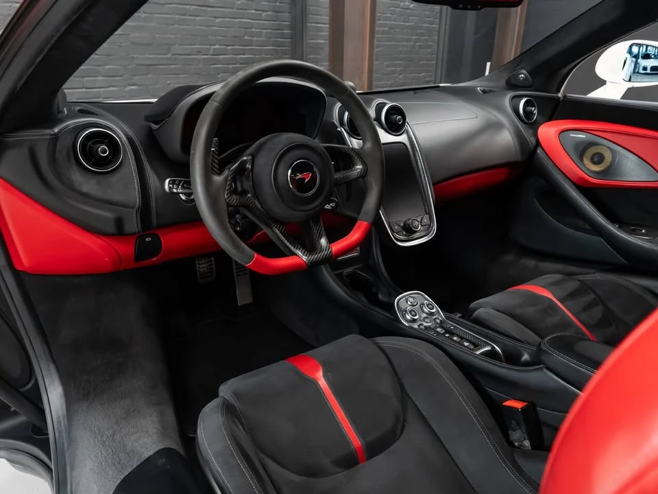 2017 McLaren 570S - Image 2 of 9