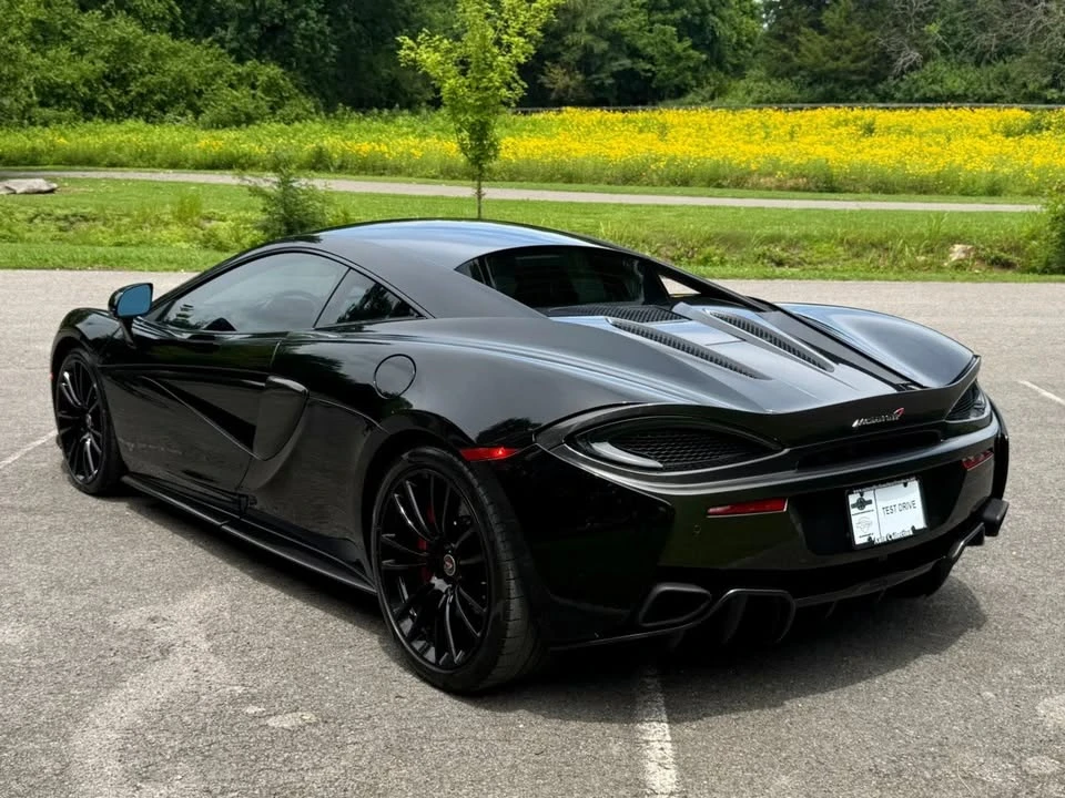 2017 McLaren 570S - Image 5 of 20
