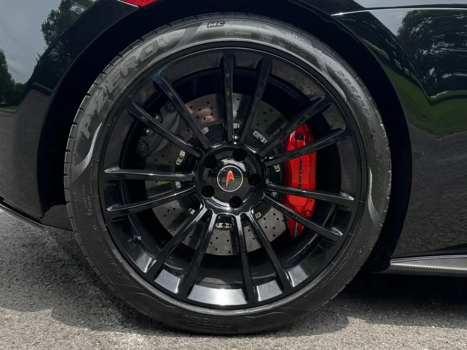 2017 McLaren 570S - Image 18 of 20