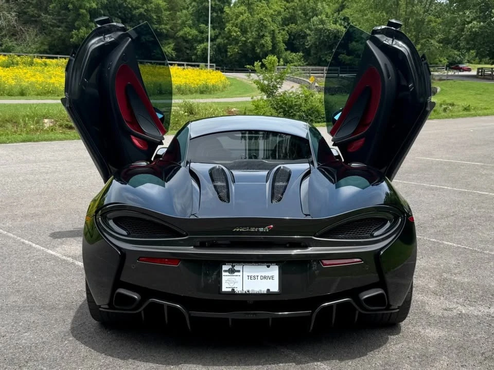 2017 McLaren 570S - Image 12 of 20