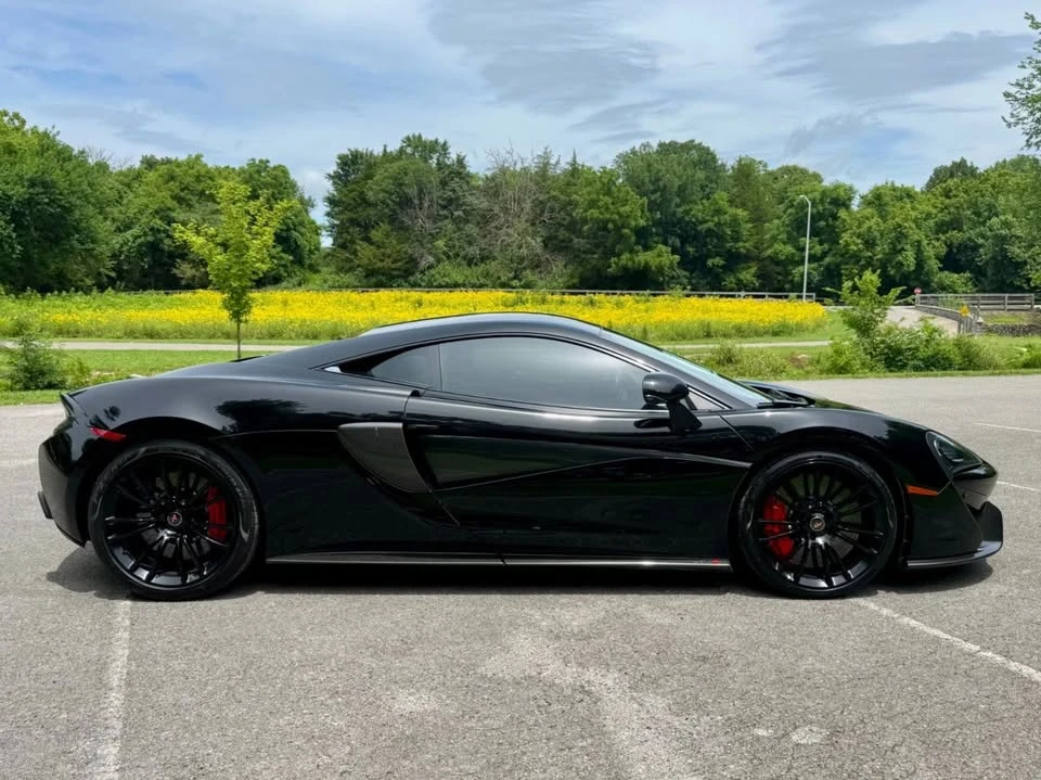 2017 McLaren 570S - Image 2 of 20