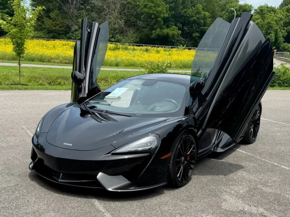 2017 McLaren 570S - Image 15 of 20