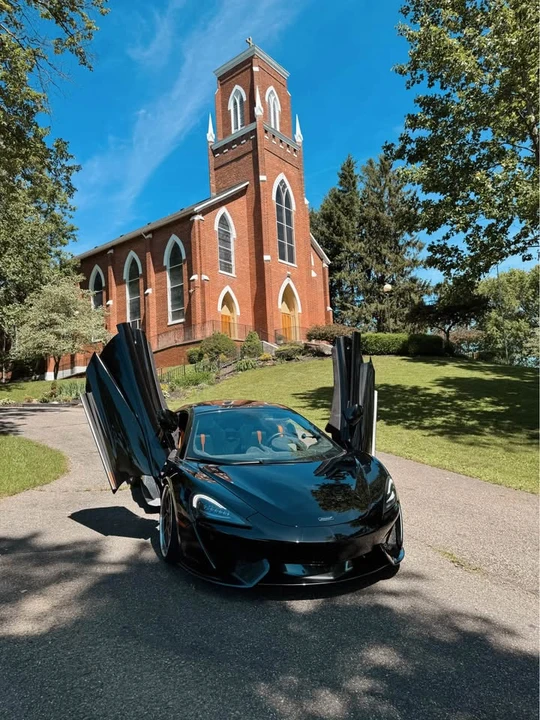 2017 McLaren 570GT - Image 3 of 10