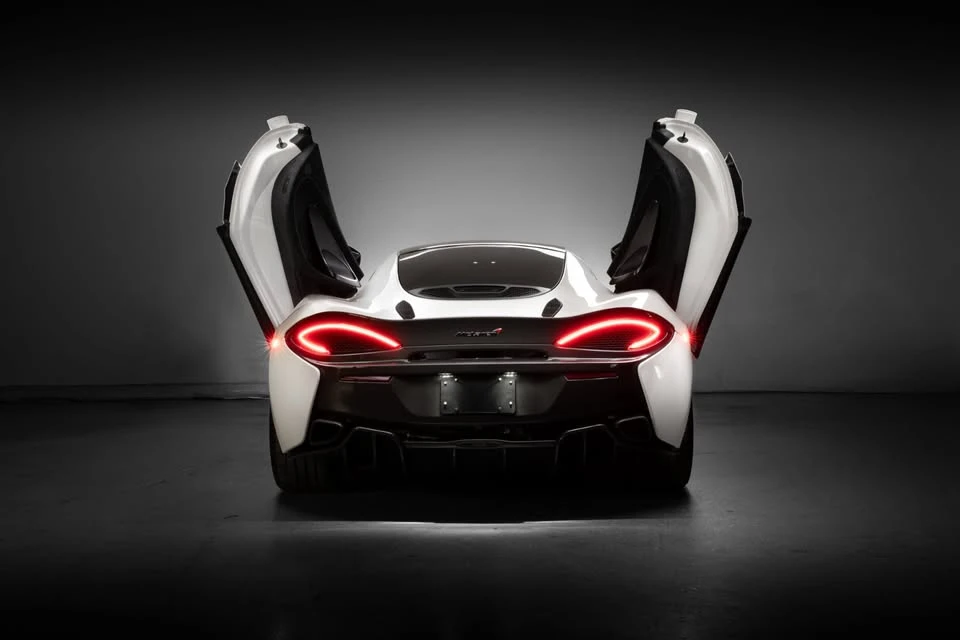 2017 McLaren 570GT - Image 6 of 20