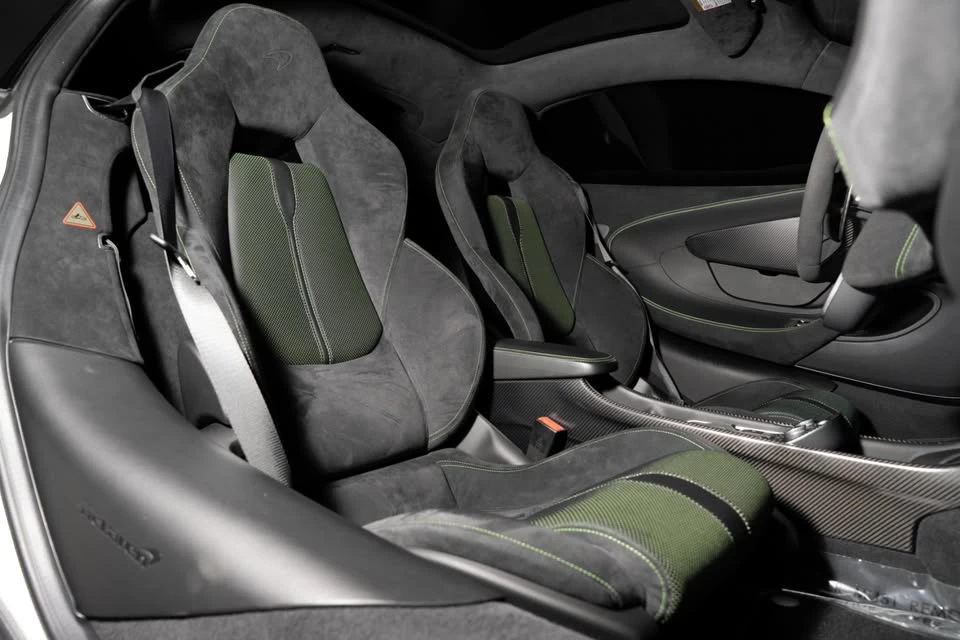 2017 McLaren 570GT - Image 17 of 20