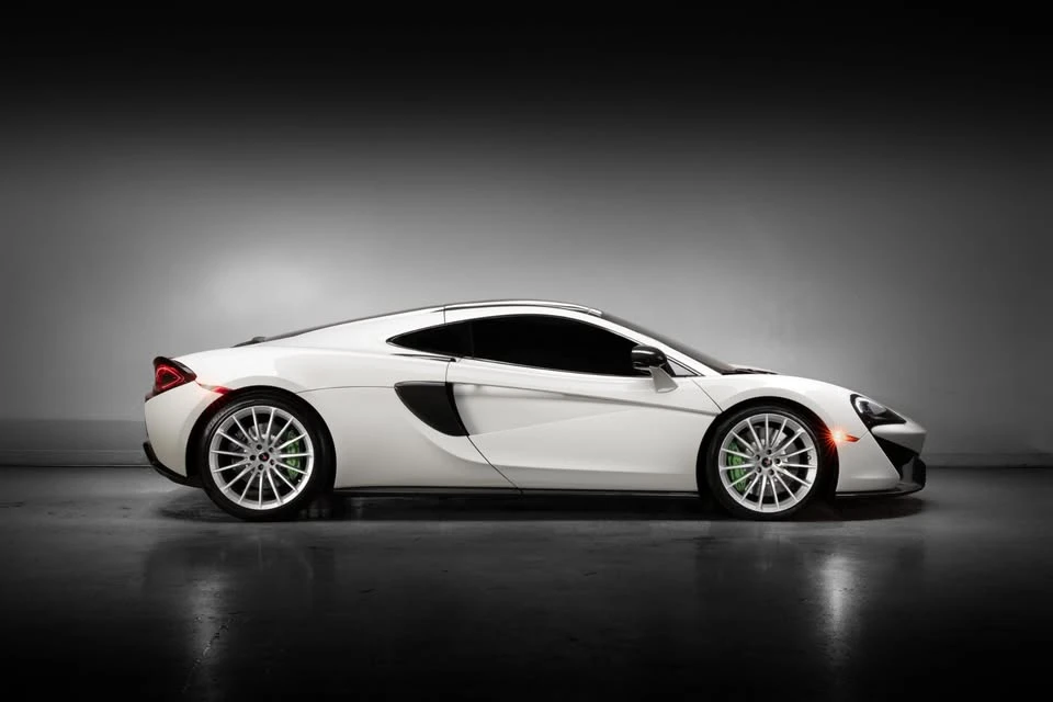 2017 McLaren 570GT - Image 10 of 20