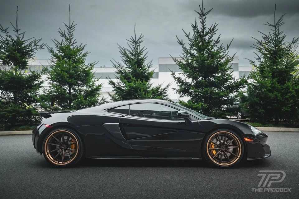 2017 McLaren 570GT - Image 13 of 20