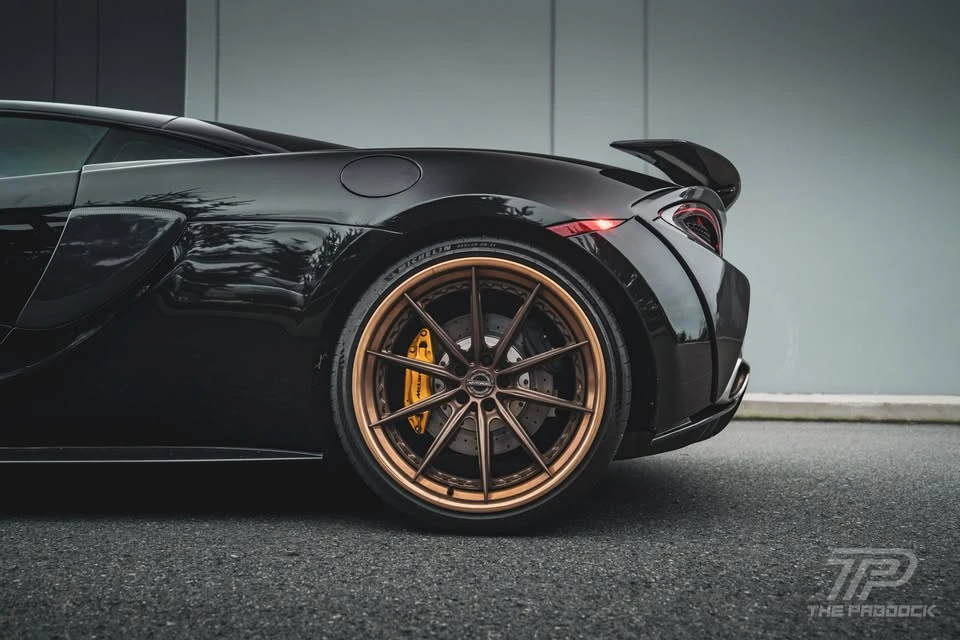 2017 McLaren 570GT - Image 15 of 20