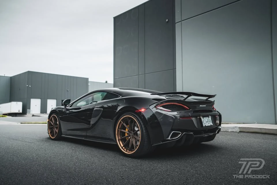 2017 McLaren 570GT - Image 8 of 20