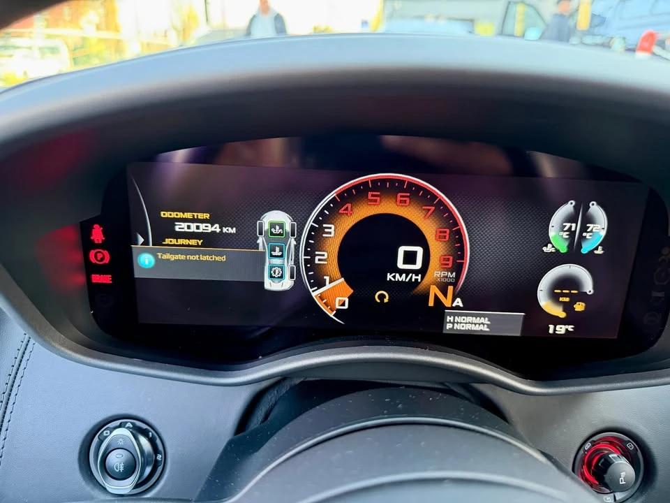 2017 McLaren 570GT - Image 17 of 19
