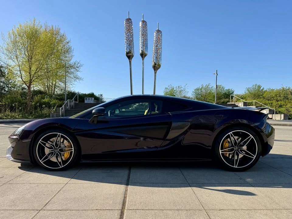 2017 McLaren 570GT - Image 7 of 19