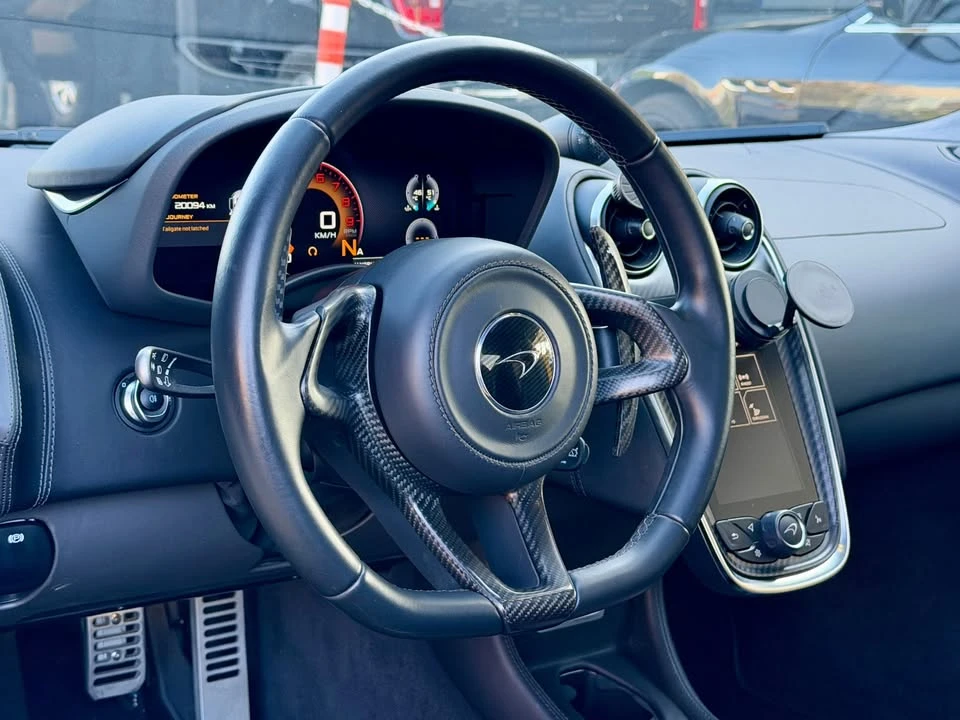 2017 McLaren 570GT - Image 14 of 19