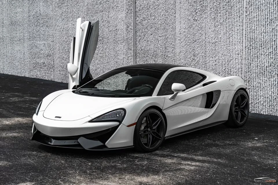 2017 McLaren 570GT - Image 10 of 10