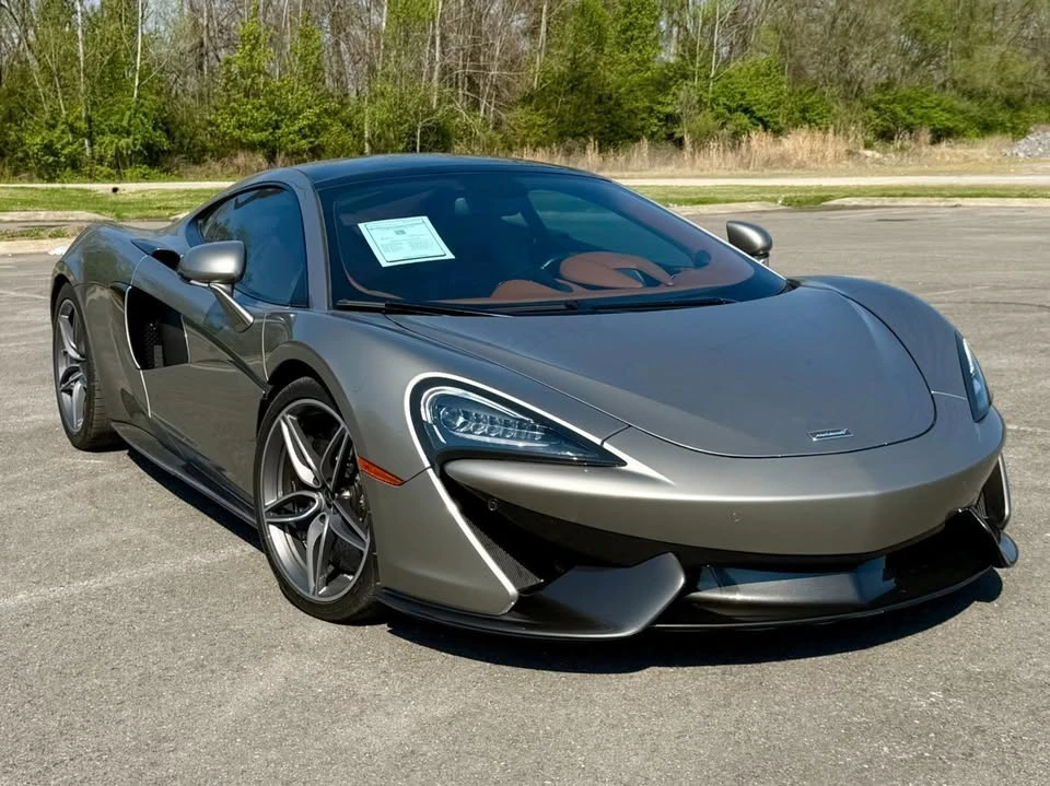 2017 McLaren 570GT - Image 9 of 20