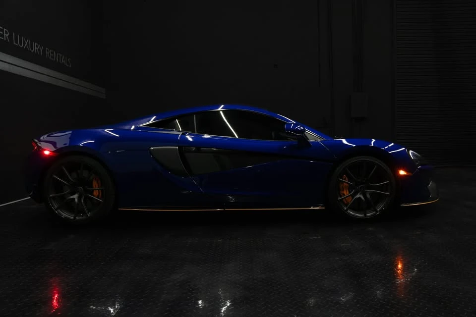 2017 McLaren 570S - Image 5 of 5