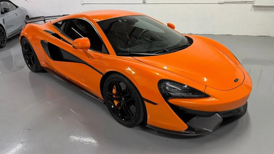 2017 McLaren 570S - Image 3 of 19