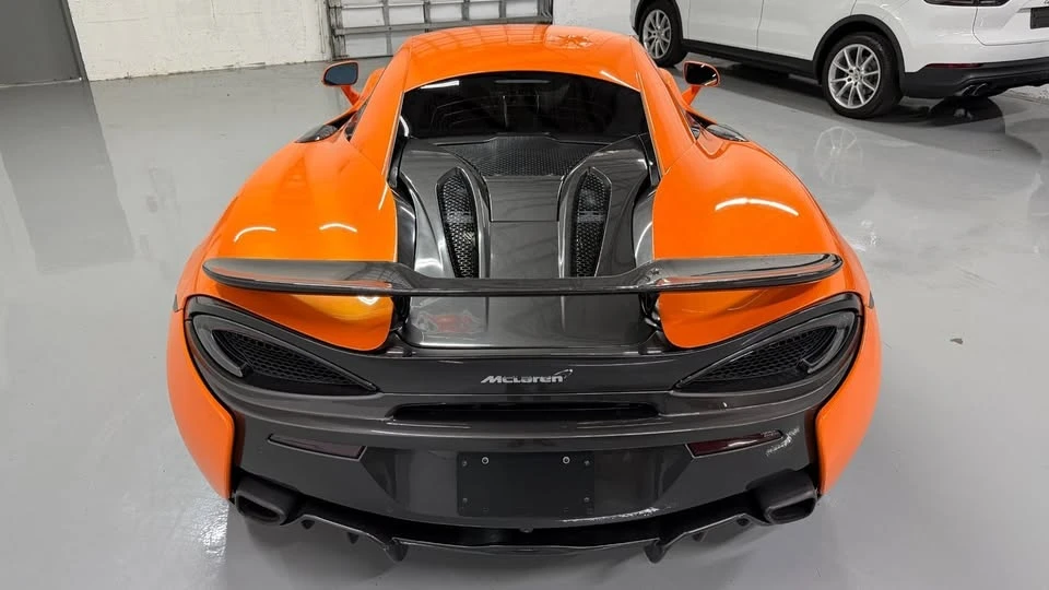 2017 McLaren 570S - Image 11 of 19