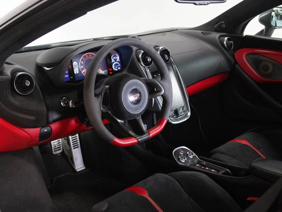 2017 McLaren 570S - Image 7 of 13