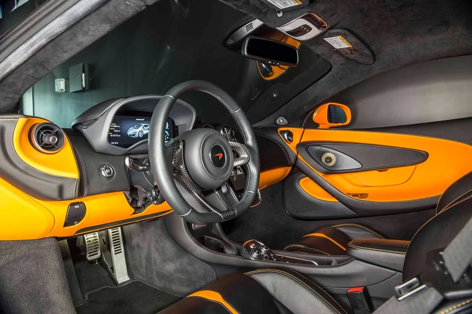 2017 McLaren 570S - Image 13 of 17