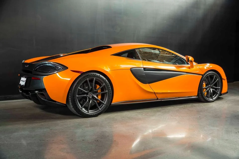 2017 McLaren 570S - Image 9 of 17