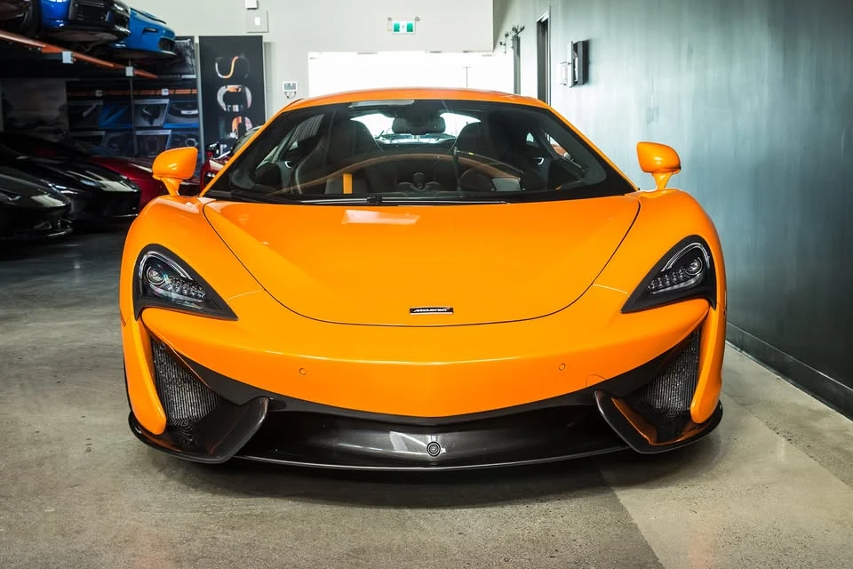 2017 McLaren 570S - Image 5 of 17