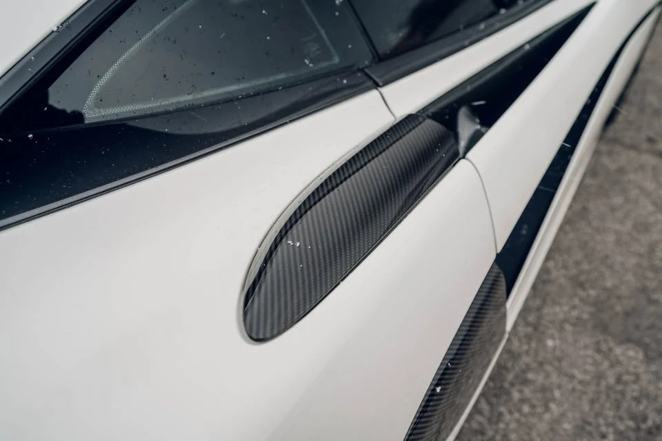 2017 McLaren 570S - Image 8 of 20