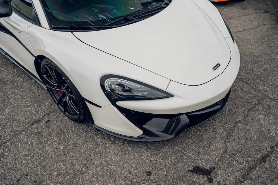 2017 McLaren 570S - Image 6 of 20