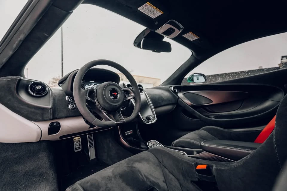 2017 McLaren 570S - Image 13 of 20