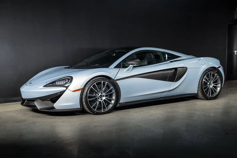 2017 McLaren 570S - Image 3 of 17
